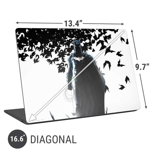 DC Comics Batman Holding batarang Art Universal Laptop 16.6in (13.4 x 9.7in) Skin